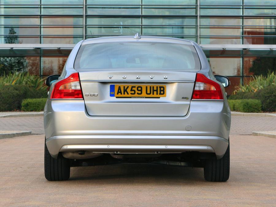  Volvo S80 DRIVe Efficiency 2009 года  (UK) (фото 3 из 8)
